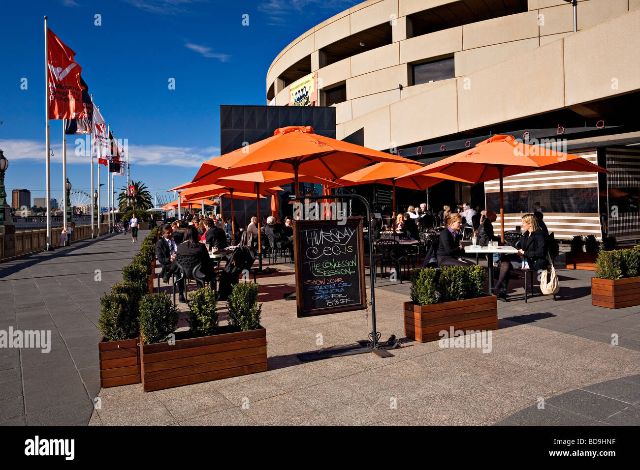 Melbourne Southbank / An outdoor Cafe / Bar in Melbourne`s Southbank Precinct.Melbourne Victoria Australia. Stock Photo